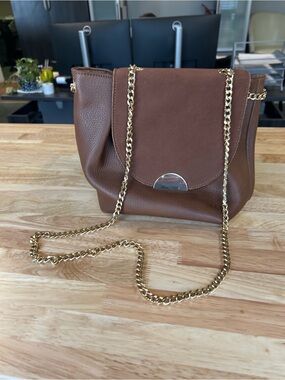Moda Luxe Brown Crossbody Bag with Gold Chain Strap